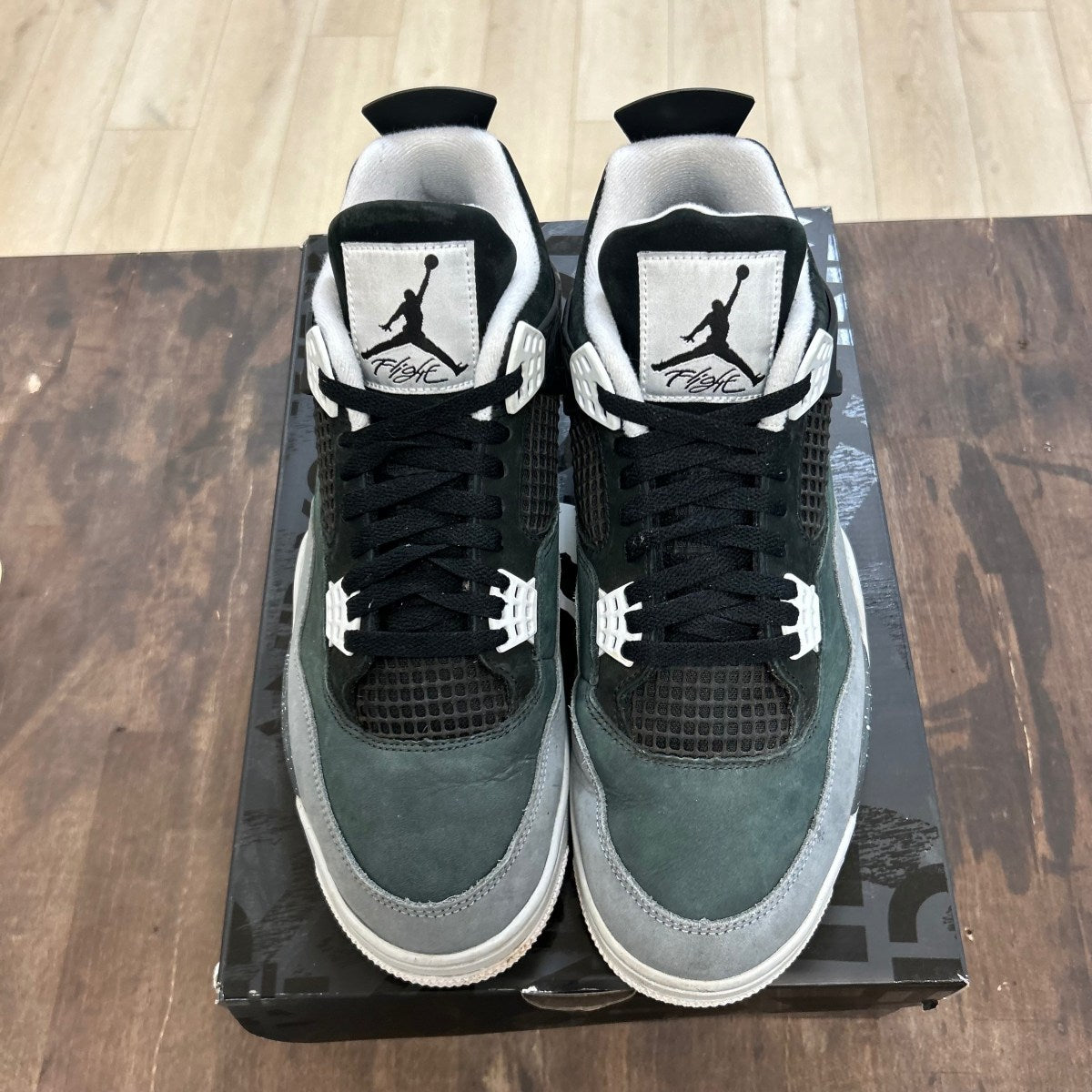 Jordan 4 Retro Fear (2024) Size 12 (Pre-Owned)