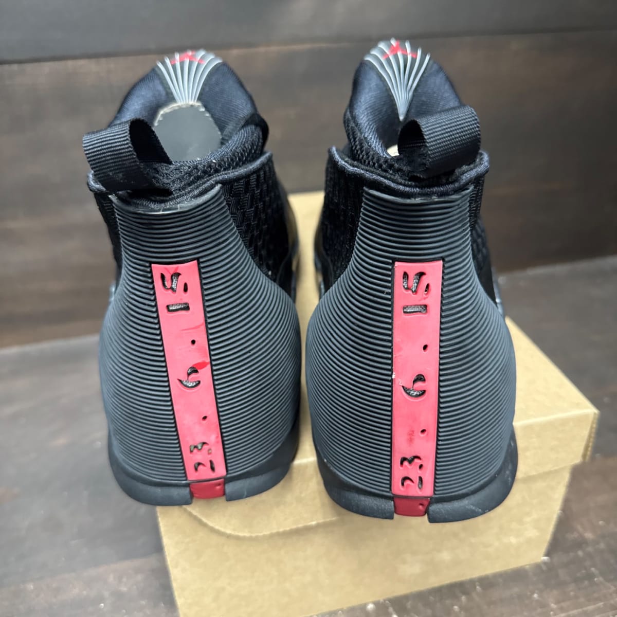 Jordan 15 Retro Stealth (2017) Size 14 - sole