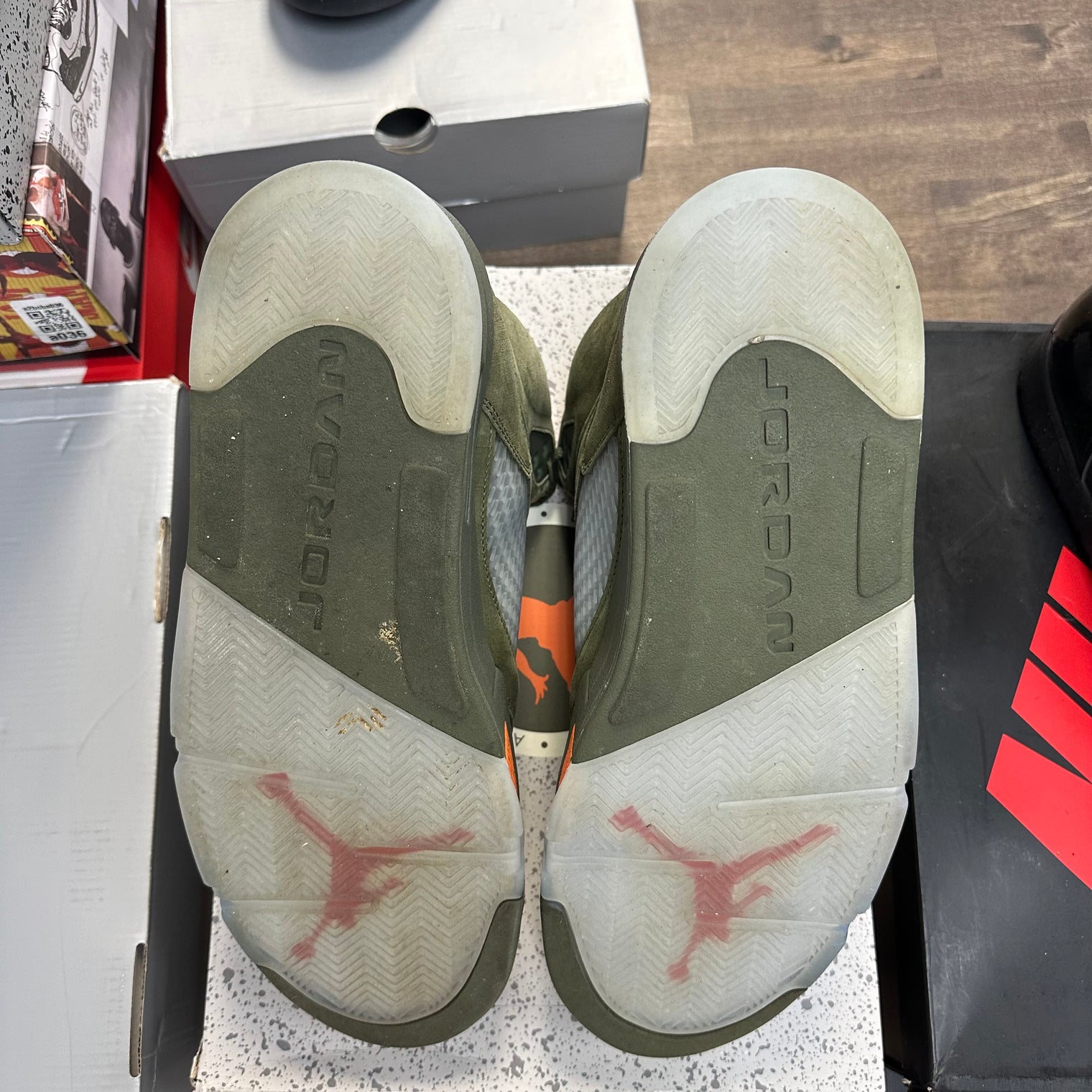 Jordan 5 Retro Olive (2024) (US 12) (USED)