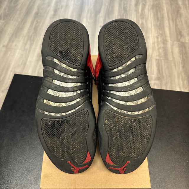 Reverse Flu Game Jordan 12 (USED;NO BOX)