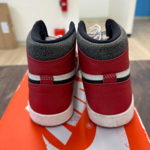Jordan 1 Retro High OG Chicago Lost and Found - Image 3