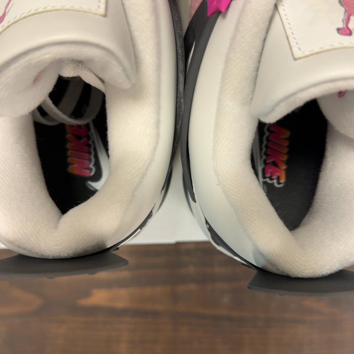 Jordan 4 Retro Comic Size 10 - aux