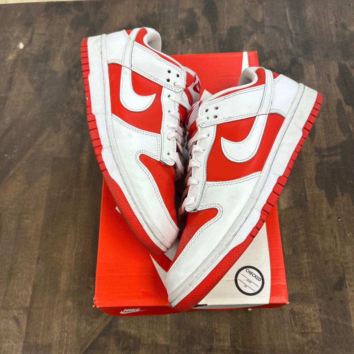 Nike Dunk Low Championship Red Size 9 (Moderately Worn Pre-Owned)