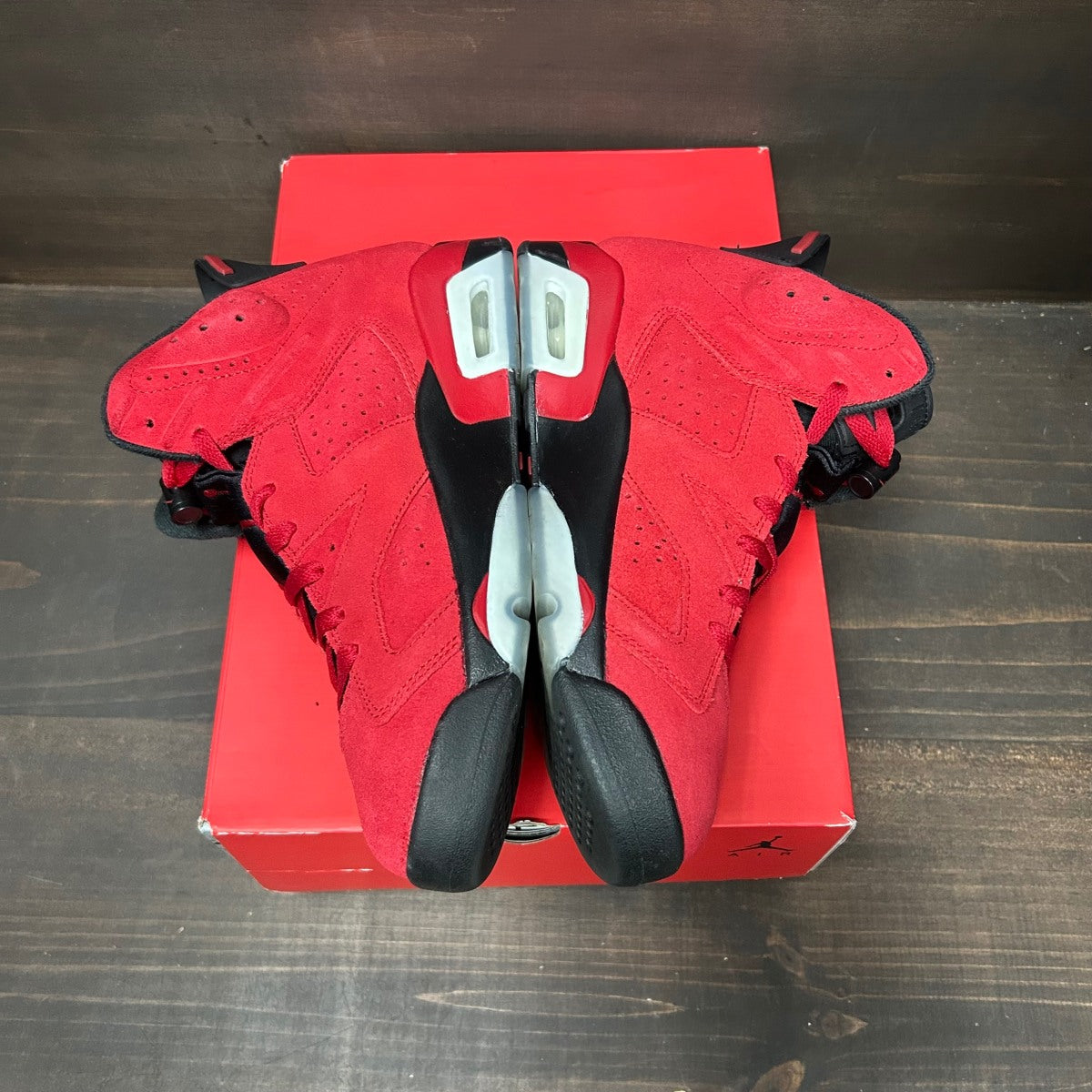 Jordan 6 Retro Toro Bravo Size 8 (Pre-Owned) - Image 4