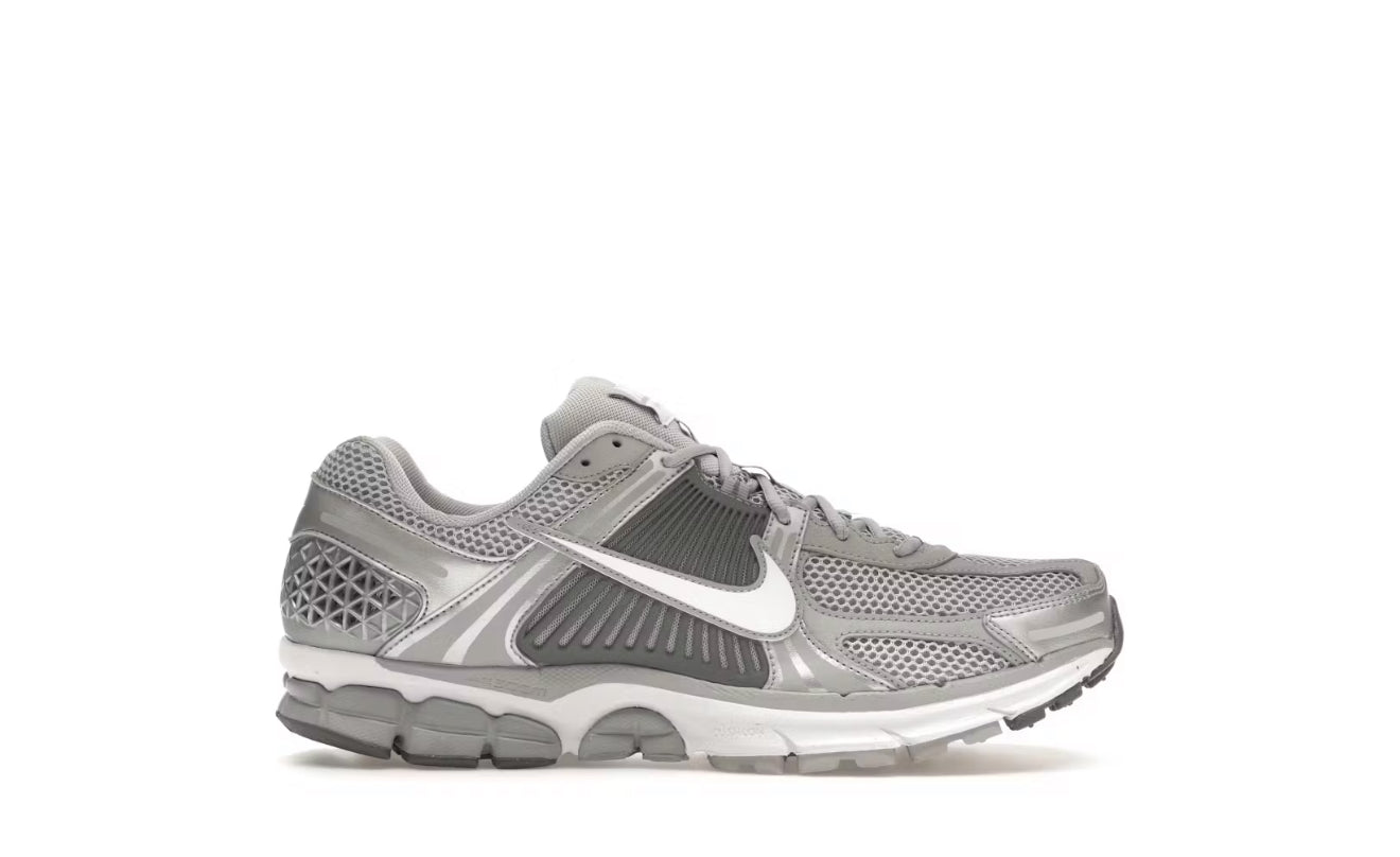 Cool Grey Nike Zoom Vomero 5
