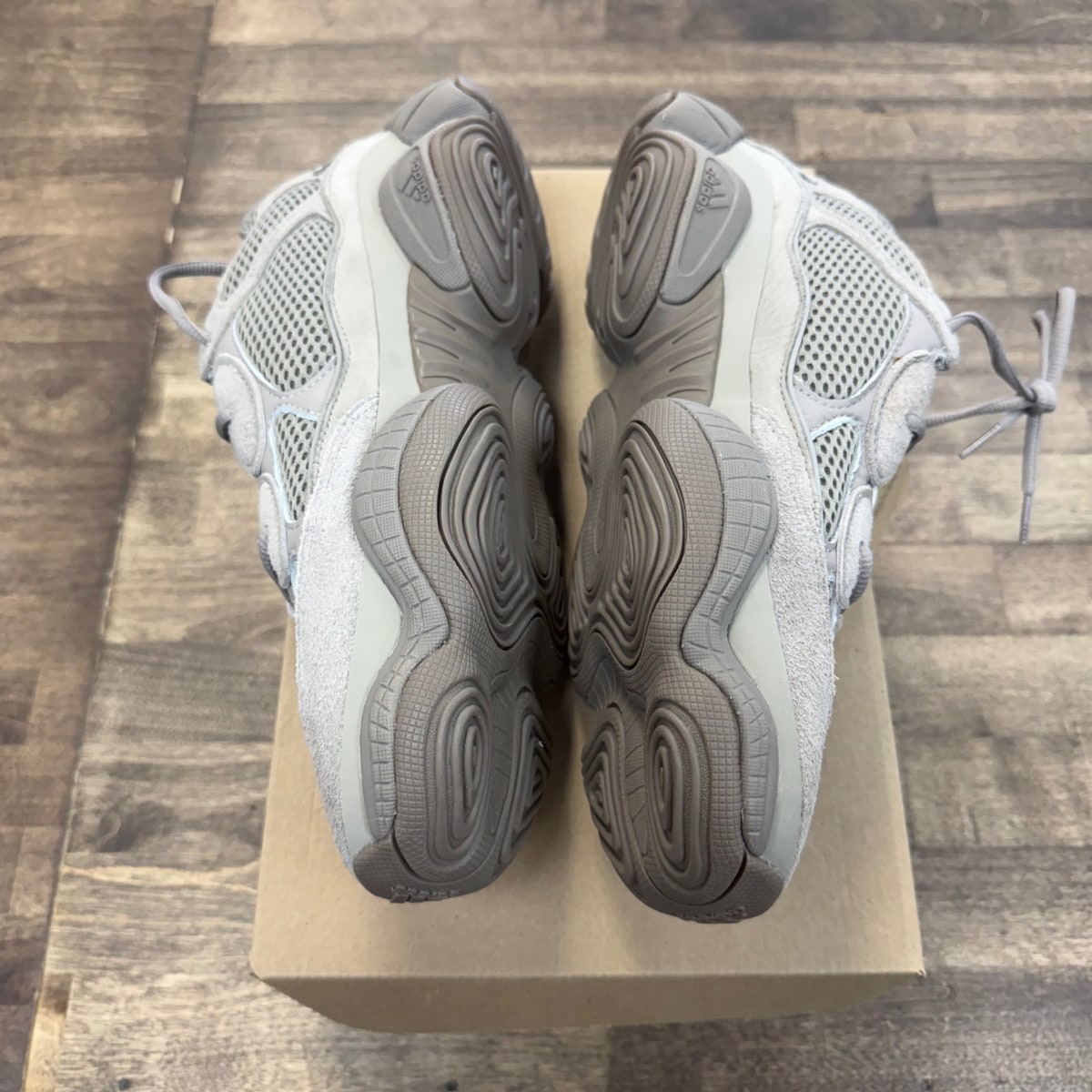 adidas Yeezy 500 Ash Grey Size 11 (Pre-Owned) - Image 5