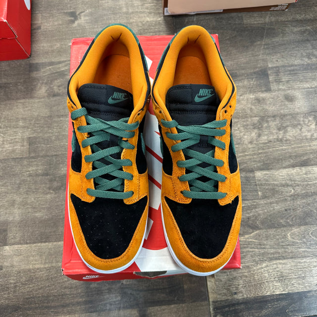 Ceramic Nike Dunk Low (USED)