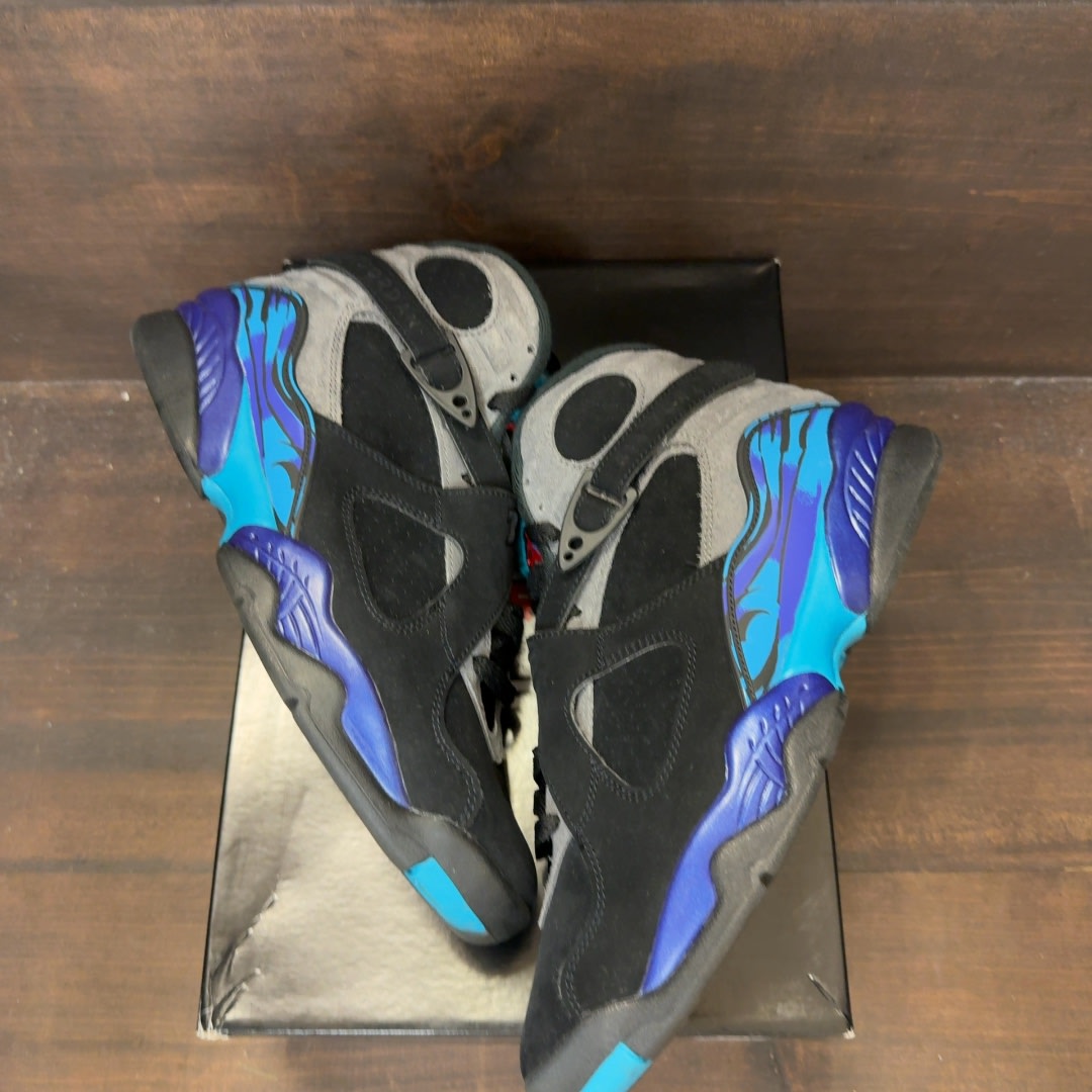 Jordan 8 Retro Aqua (2025) - Image 2
