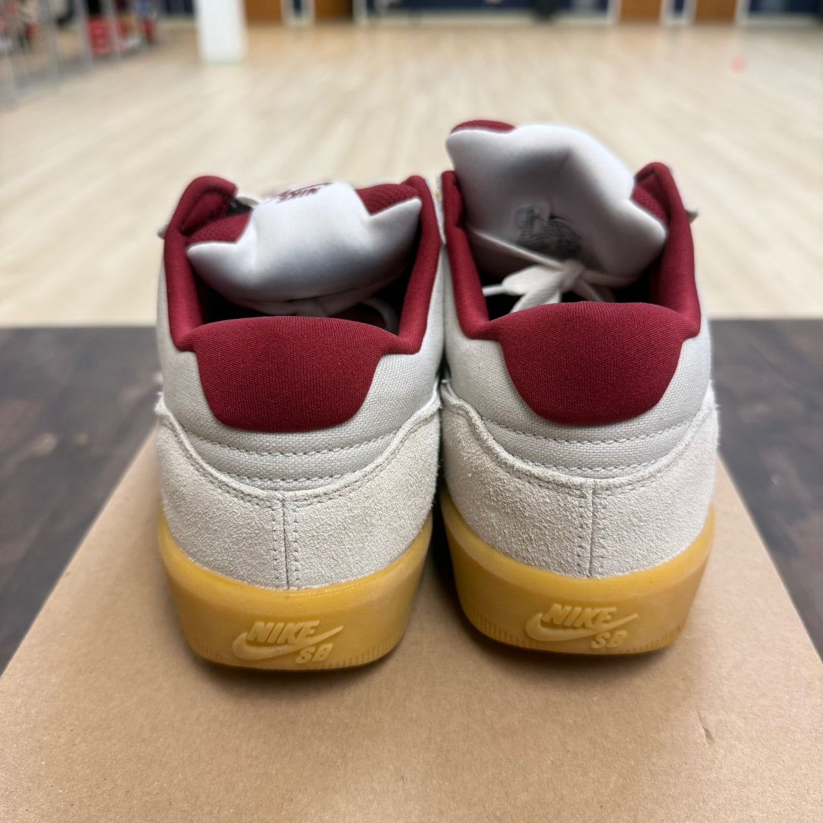 Nike SB Force 58 Team Red Gum Light Brown Size 10 (Pre-Owned) - Image 5