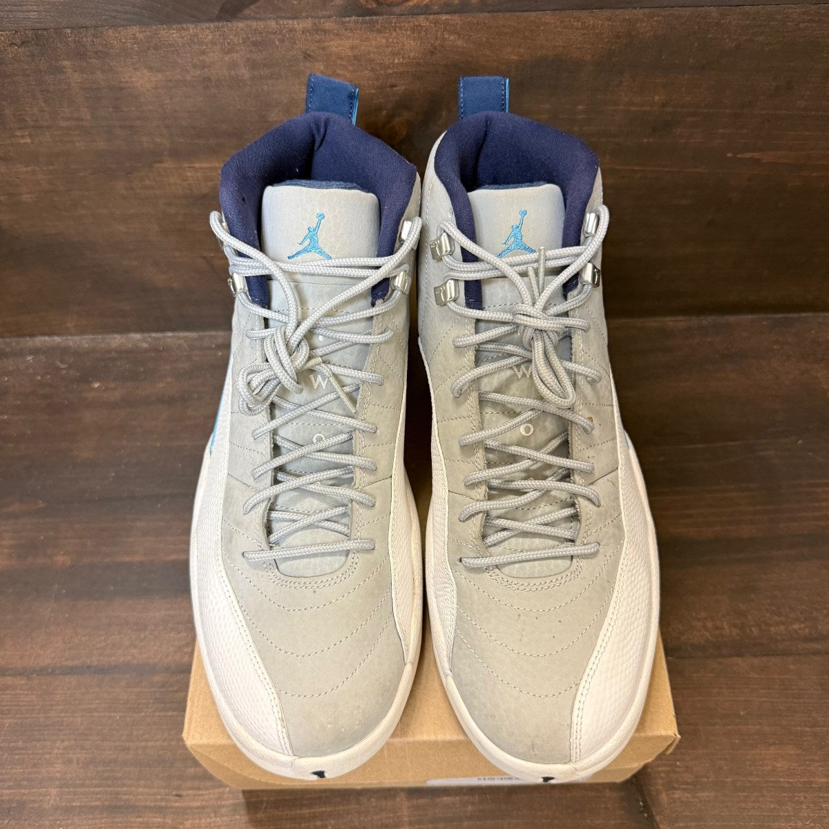 Jordan 12 Retro Grey University Blue Size 11 (Pre-Owned) - Image 2