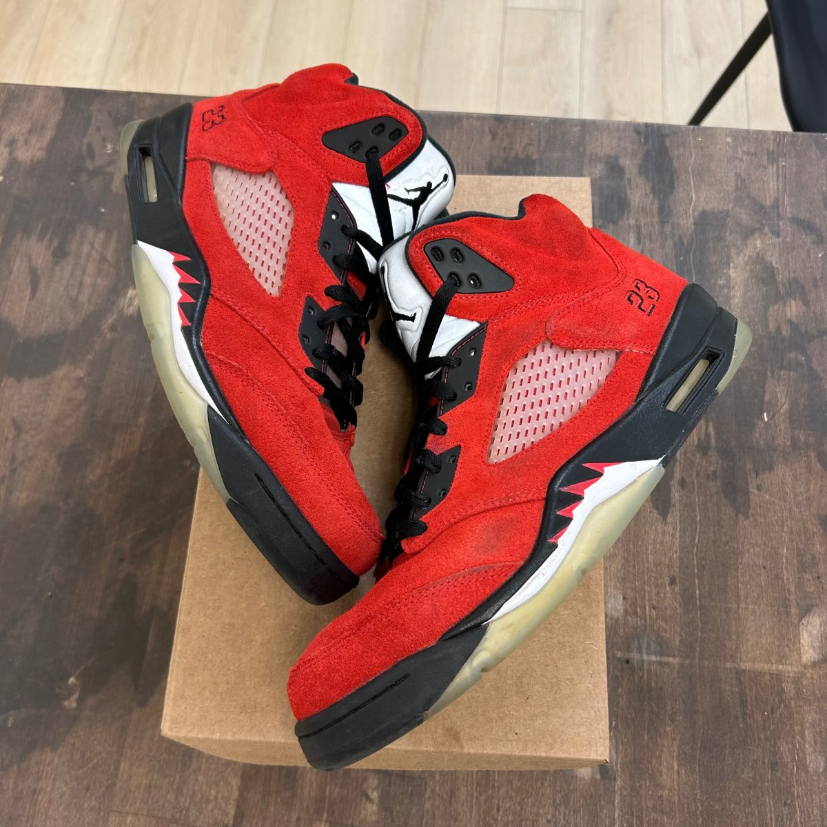 Jordan 5 Retro Raging Bull Red (2021) Size 11.5 (Pre-Owned) - Image 1