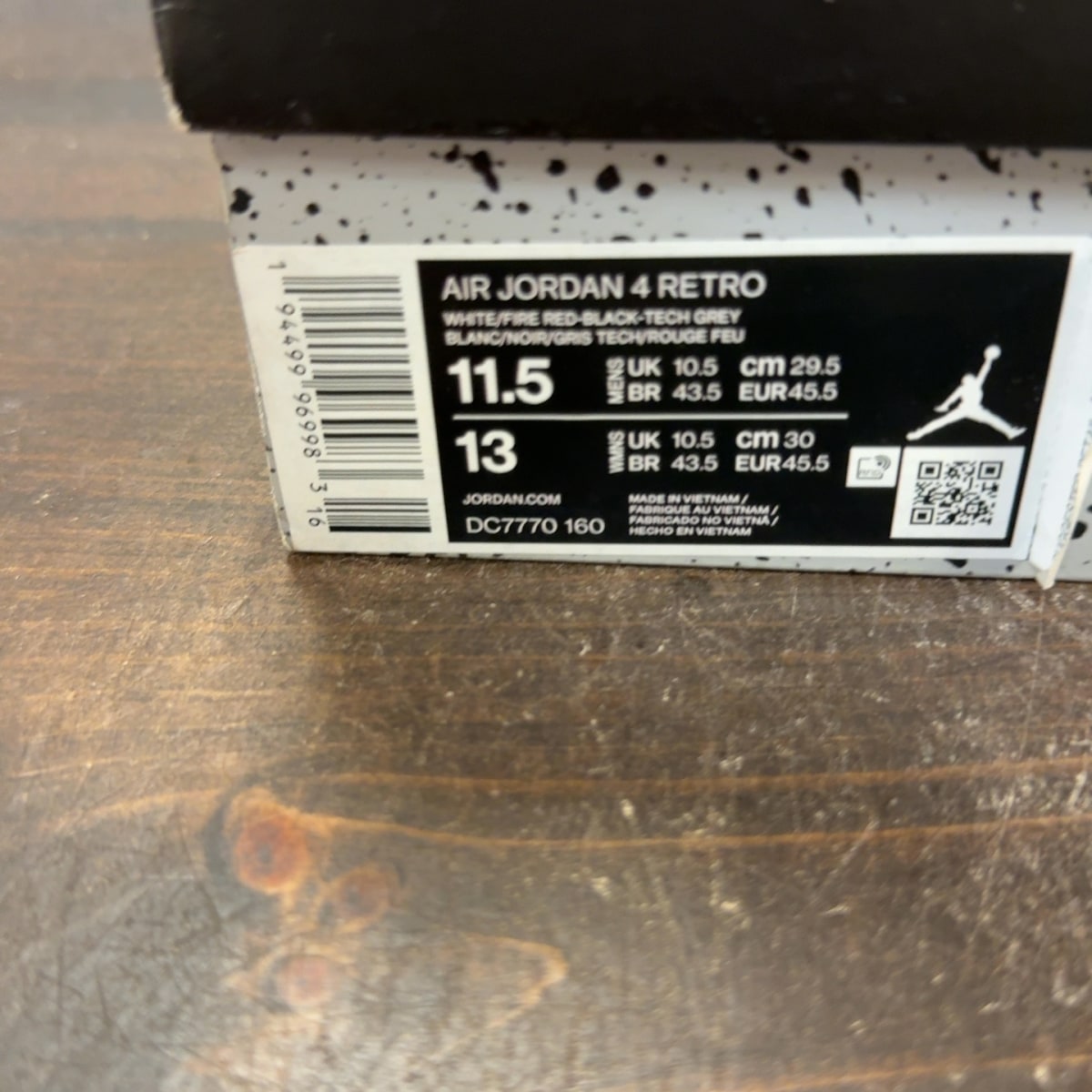 Jordan 4 Retro Fire Red (2020) Size 11.5 (Pre-Owned) - Image 8
