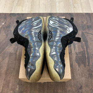 Nike Air Foamposite One Hologram Size 12 (Pre-Owned) - Image 3