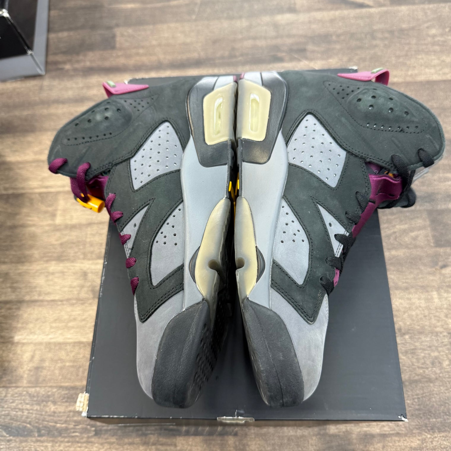 Bordeaux Jordan 6 (USED)