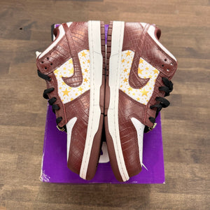 Nike SB Dunk Low Supreme Stars Barkroot Brown (2021) - Image 3