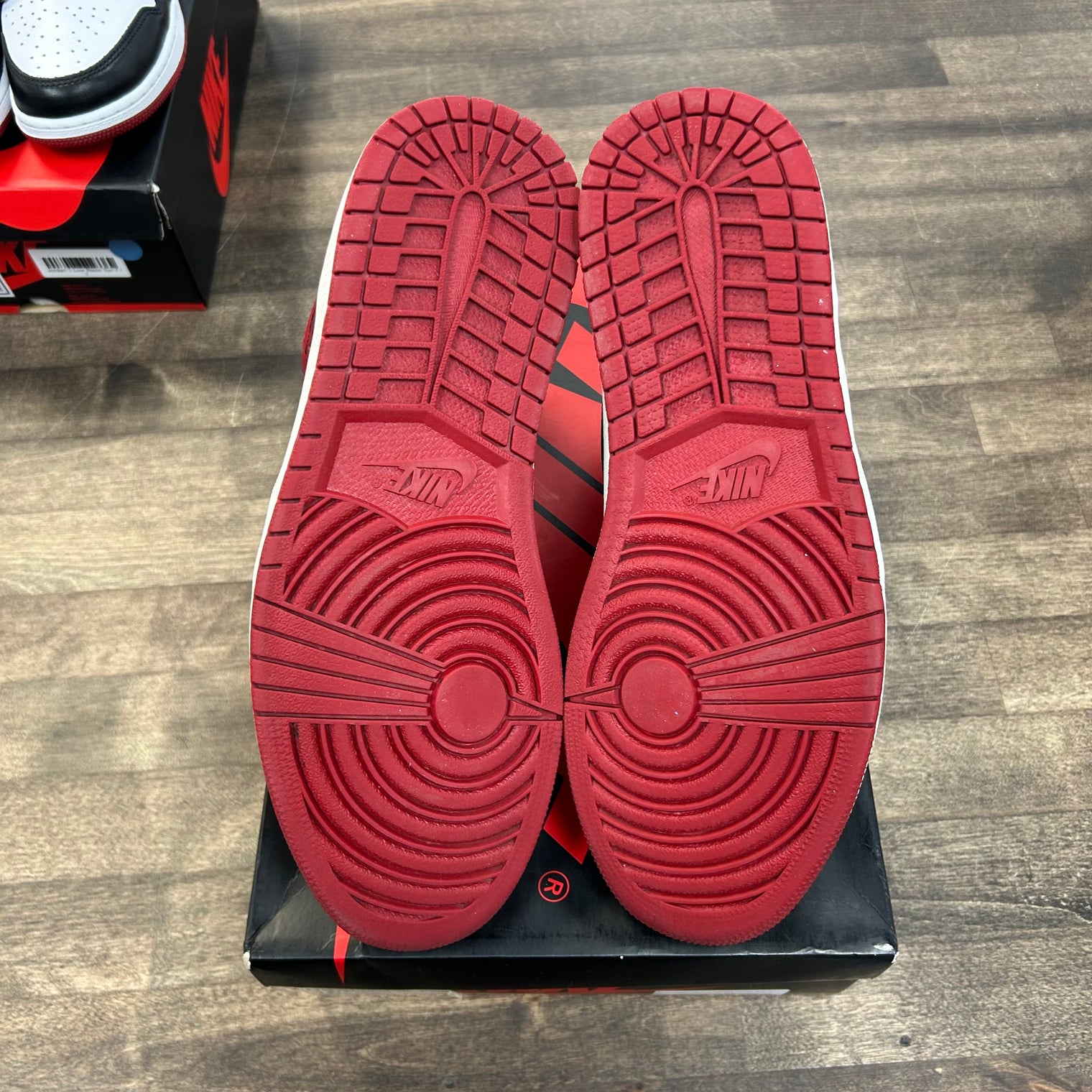 Bred Toe Jordan 1 High (USED)