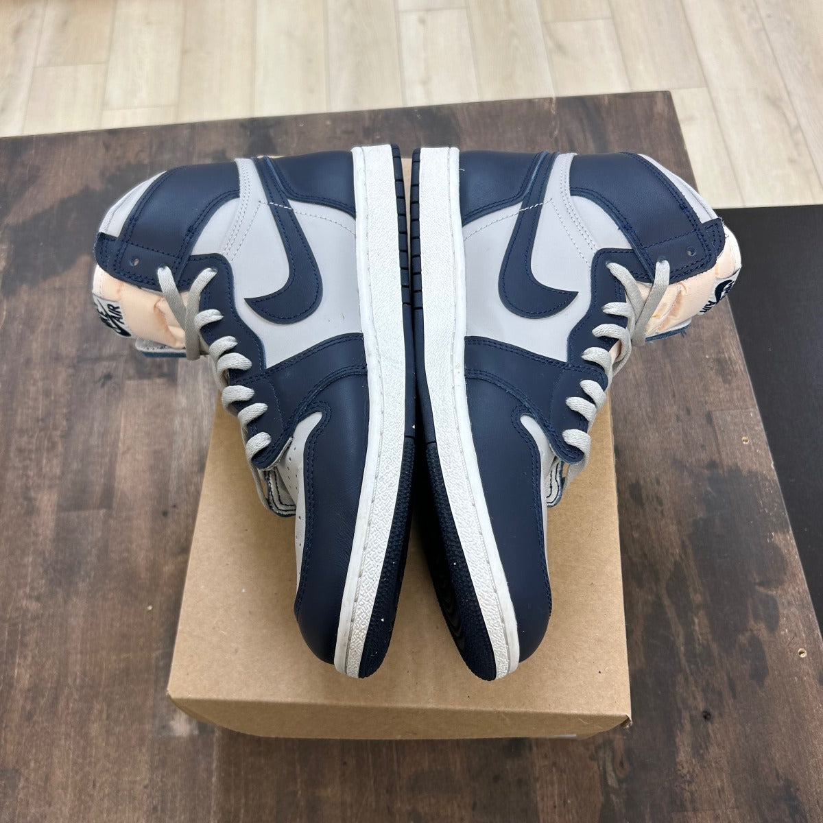 Jordan 1 Retro High '85 Georgetown Size 11 (Pre-Owned) - Image 3