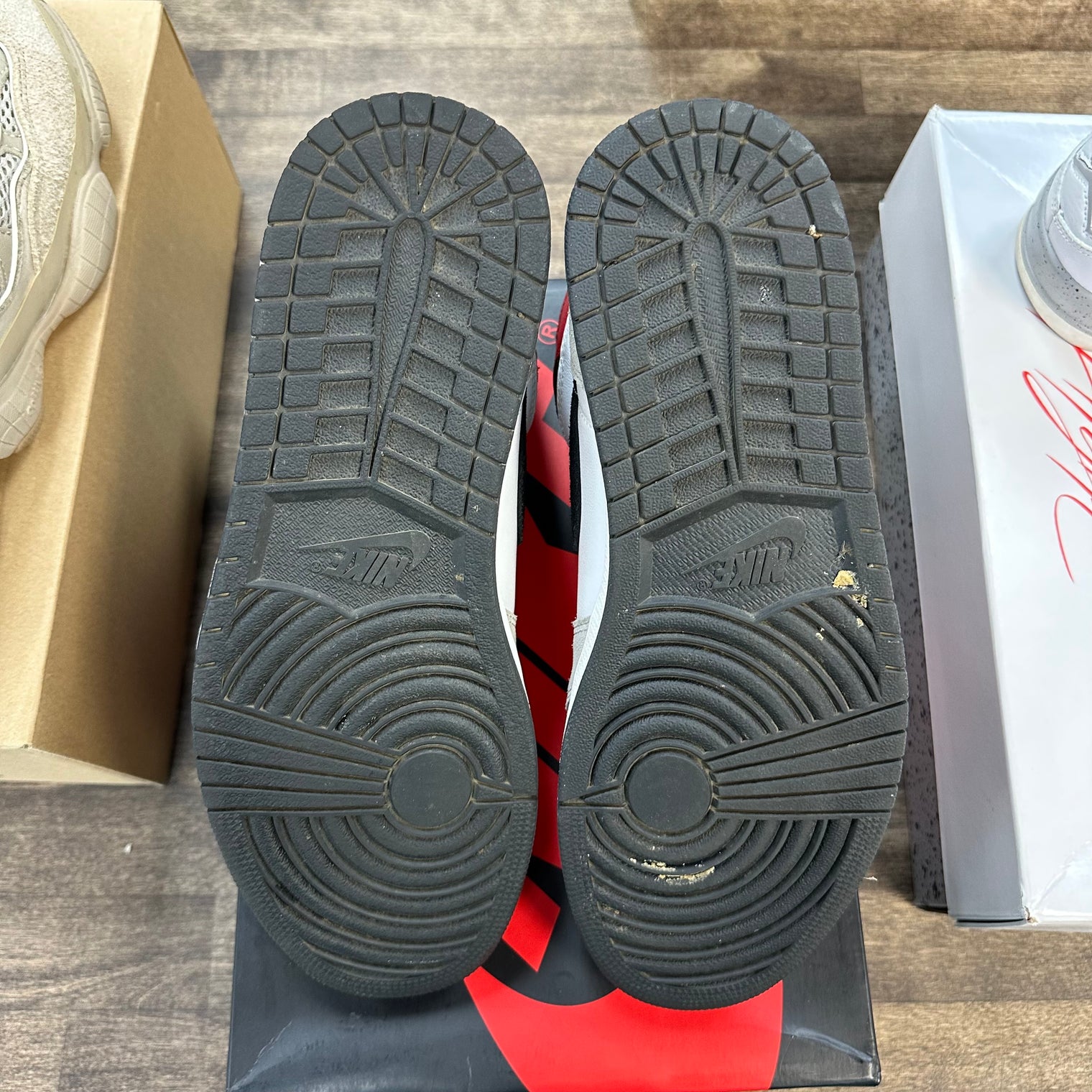 Jordan 1 Retro High Light Smoke Grey (USED)