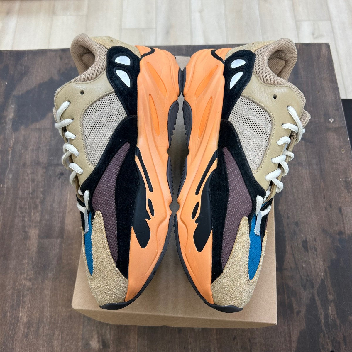 adidas Yeezy Boost 700 Enflame Amber Size 10 (Pre-Owned) - Image 3