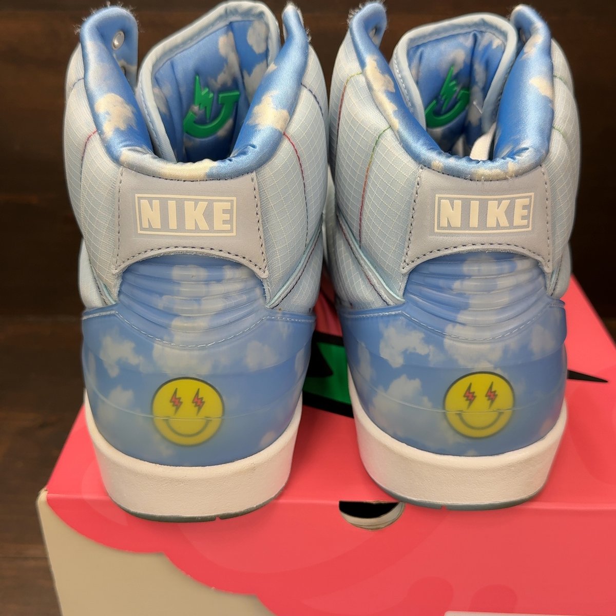 Jordan 2 Retro J Balvin Size 13 (Pre-Owned) - aux
