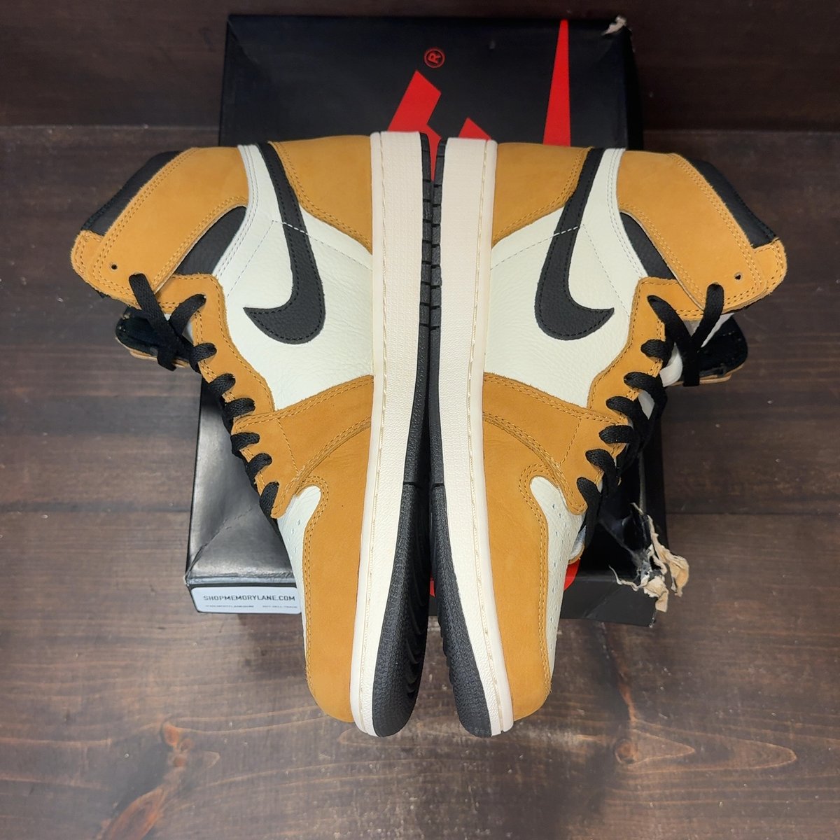 Jordan 1 Retro High Rookie of the Year Size 12 (Pre-Owned) - aux