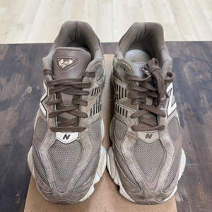 New Balance 9060 Mushroom Brown Size 11.5 (Pre-Owned) - Image 2