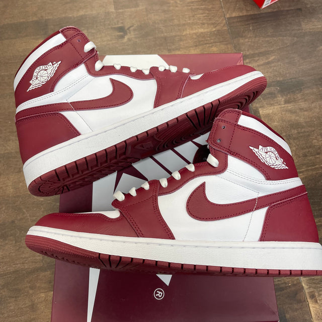Artisanal Team Red Jordan 1 High (USED)