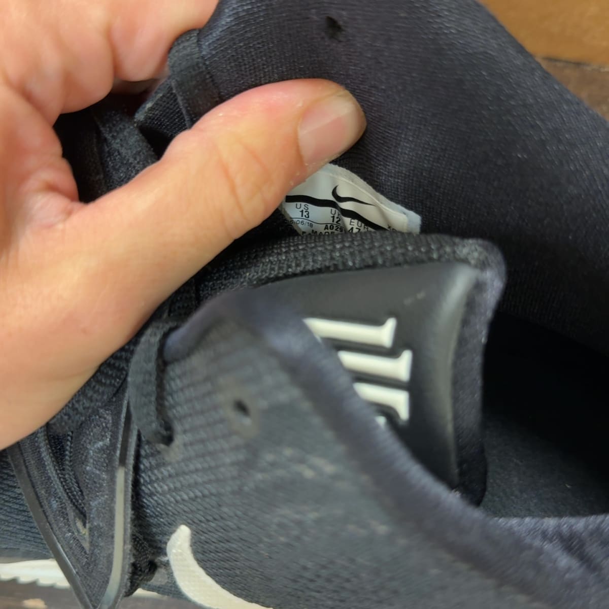Nike Kyrie 5 Black Magic Size 13 (Pre-Owned) - aux