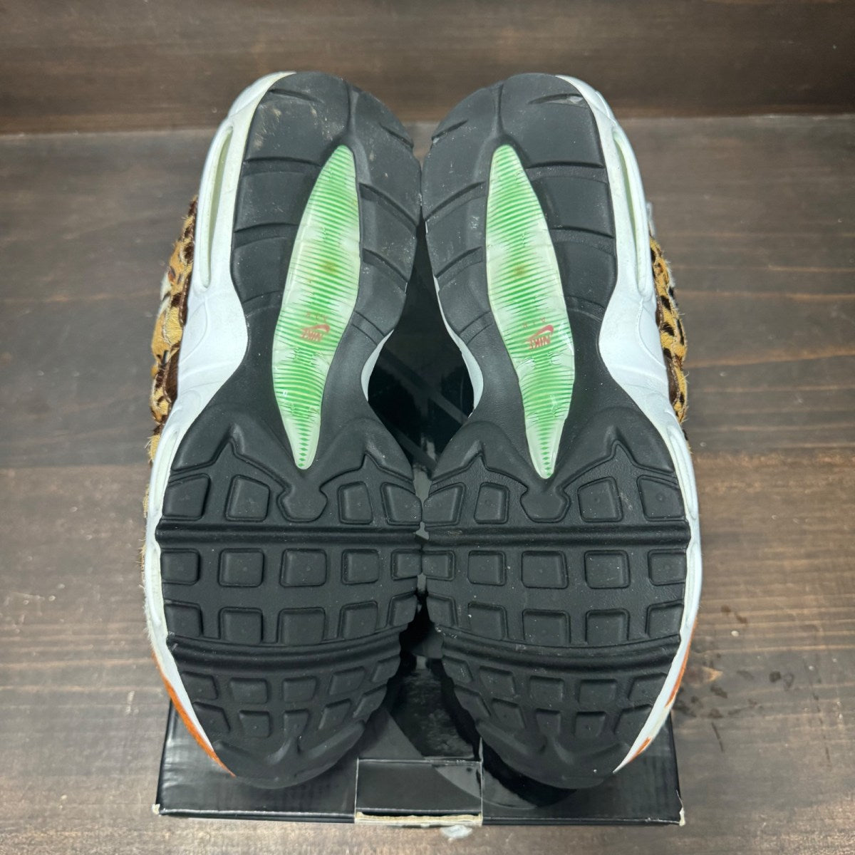 Nike Air Max 95 atmos Animal Pack 2.0 (All Black Box) (2018) Size 7 (Pre-Owned) - box
