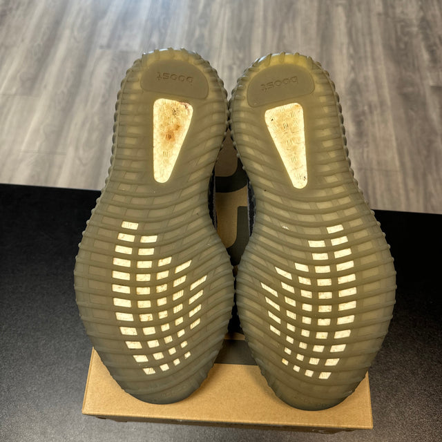 Beluga 2.0 Yeezy 350 (USED)