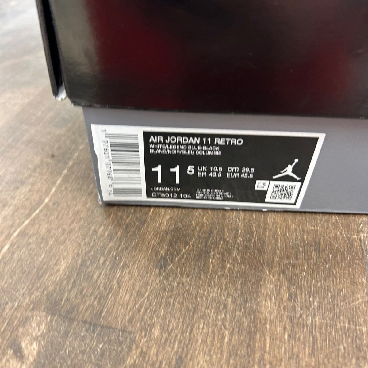 Jordan 11 Retro Legend Blue (2024) Size 11.5 (Pre-Owned) - Image 6