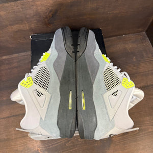 Jordan 4 Retro SE 95 Neon - Image 5