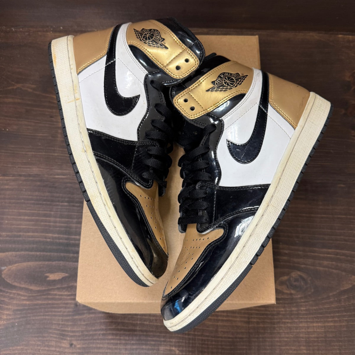 Jordan 1 Retro High NRG Patent Gold Toe Size 11 (Pre-Owned) - Image 2