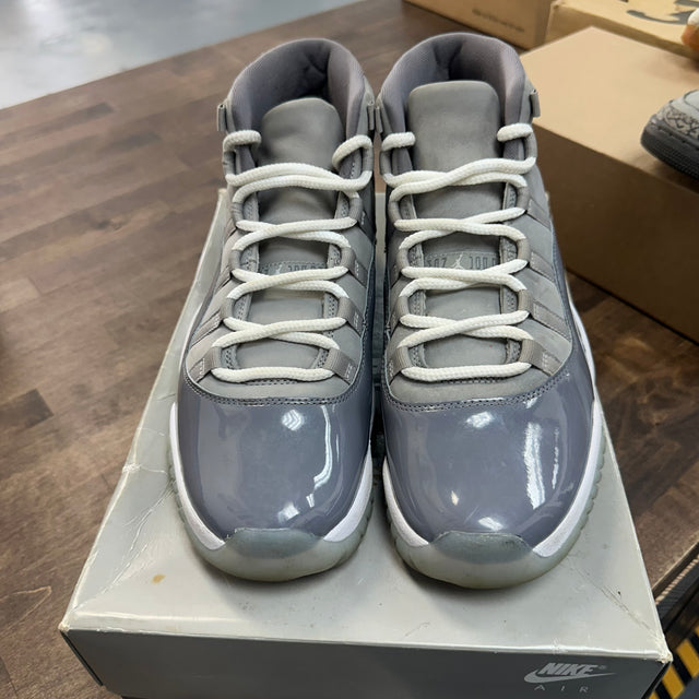 Cool Grey Jordan 11 (USED, No Insoles)