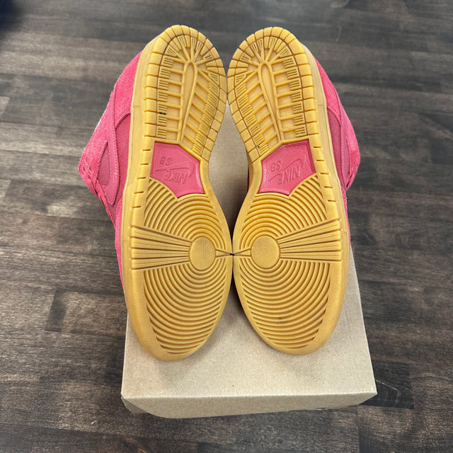 Adobe Nike SB Dunk Low (USED,No Box)