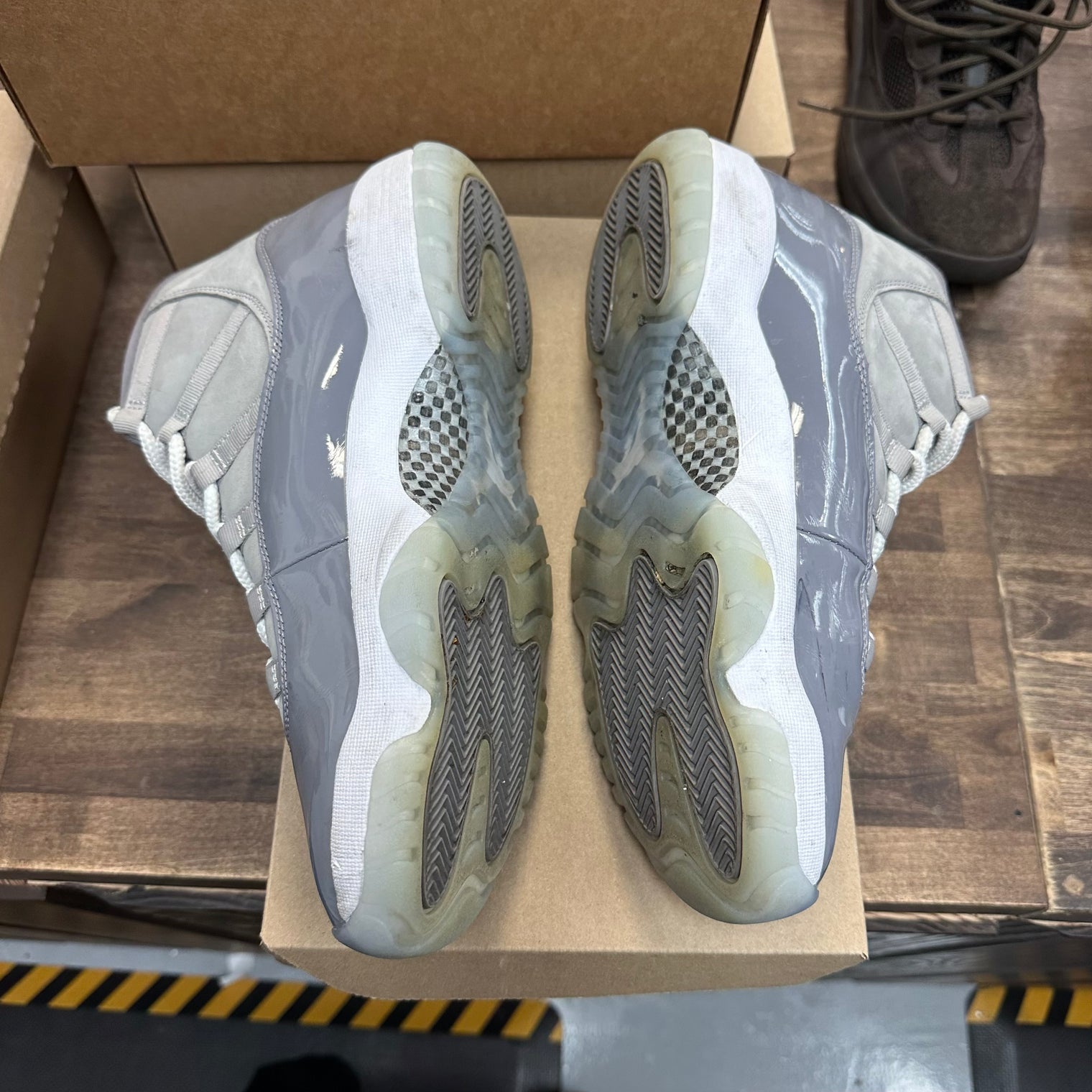 Cool Grey Jordan 11 Retro (USED, No Box)