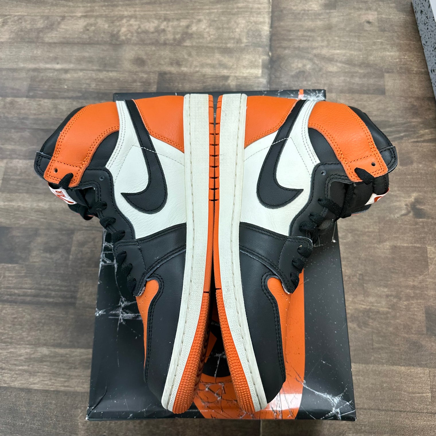 Shattered Backboard Jordan 1 High 2025 (USED)