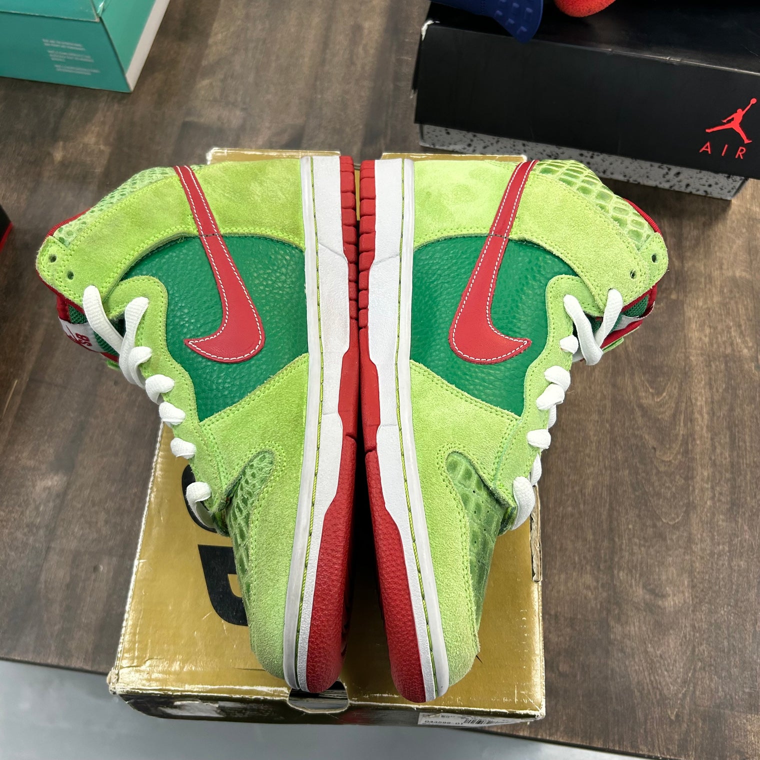 Dr. Feelgood SB Dunk High Pro