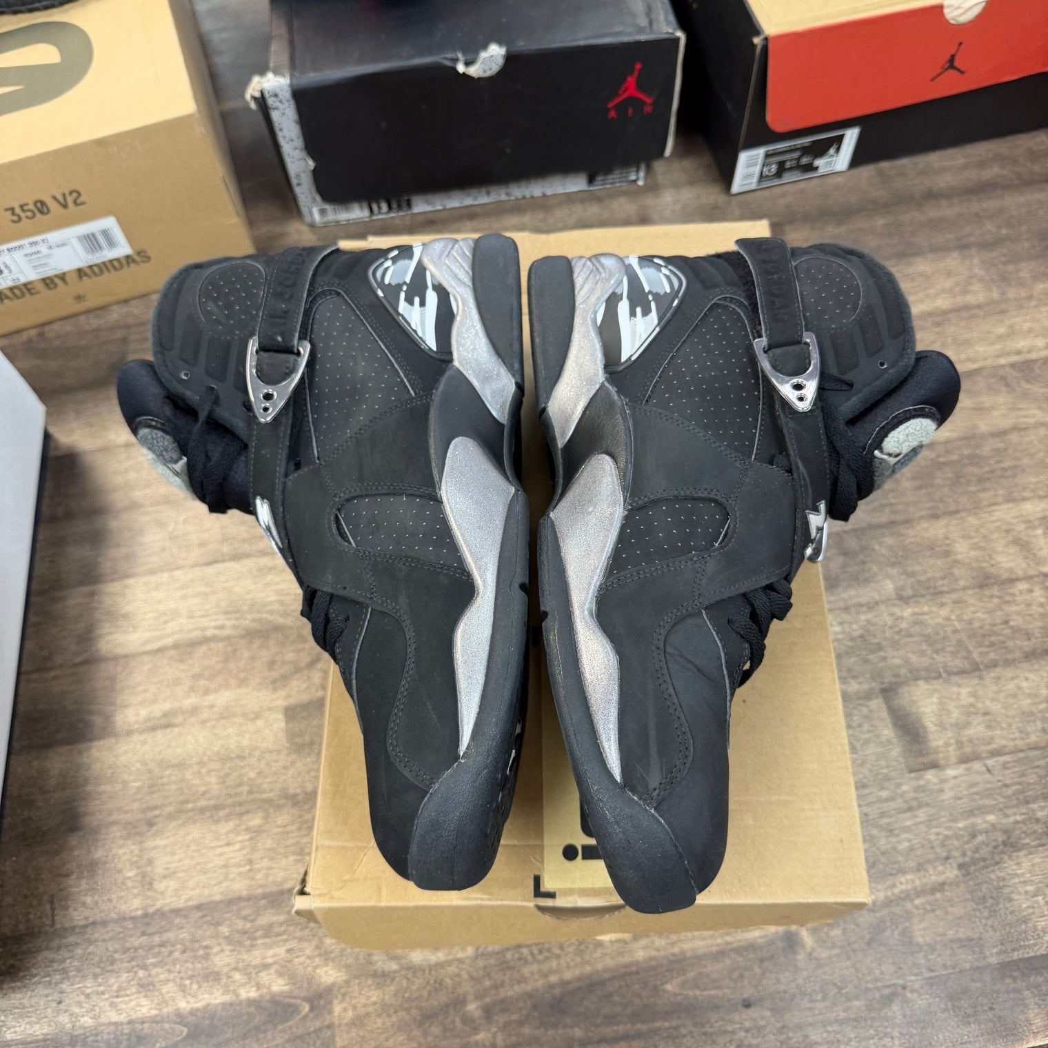 Chrome Jordan 8 Retro (USED, Replacement Box)