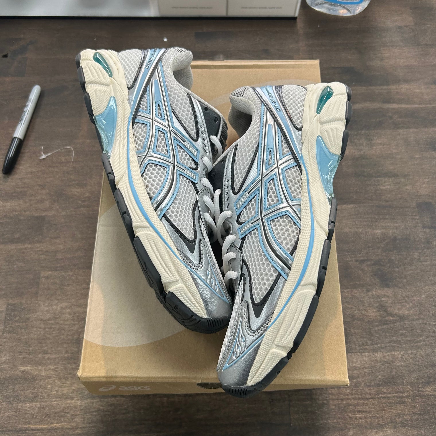 White Pure Silver ASICS GT-2160 (USED)