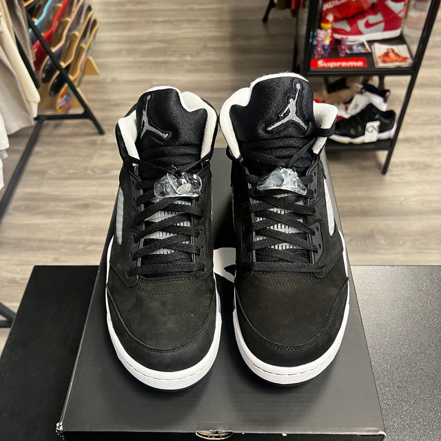 Moonlight Jordan 5 Retro (USED)