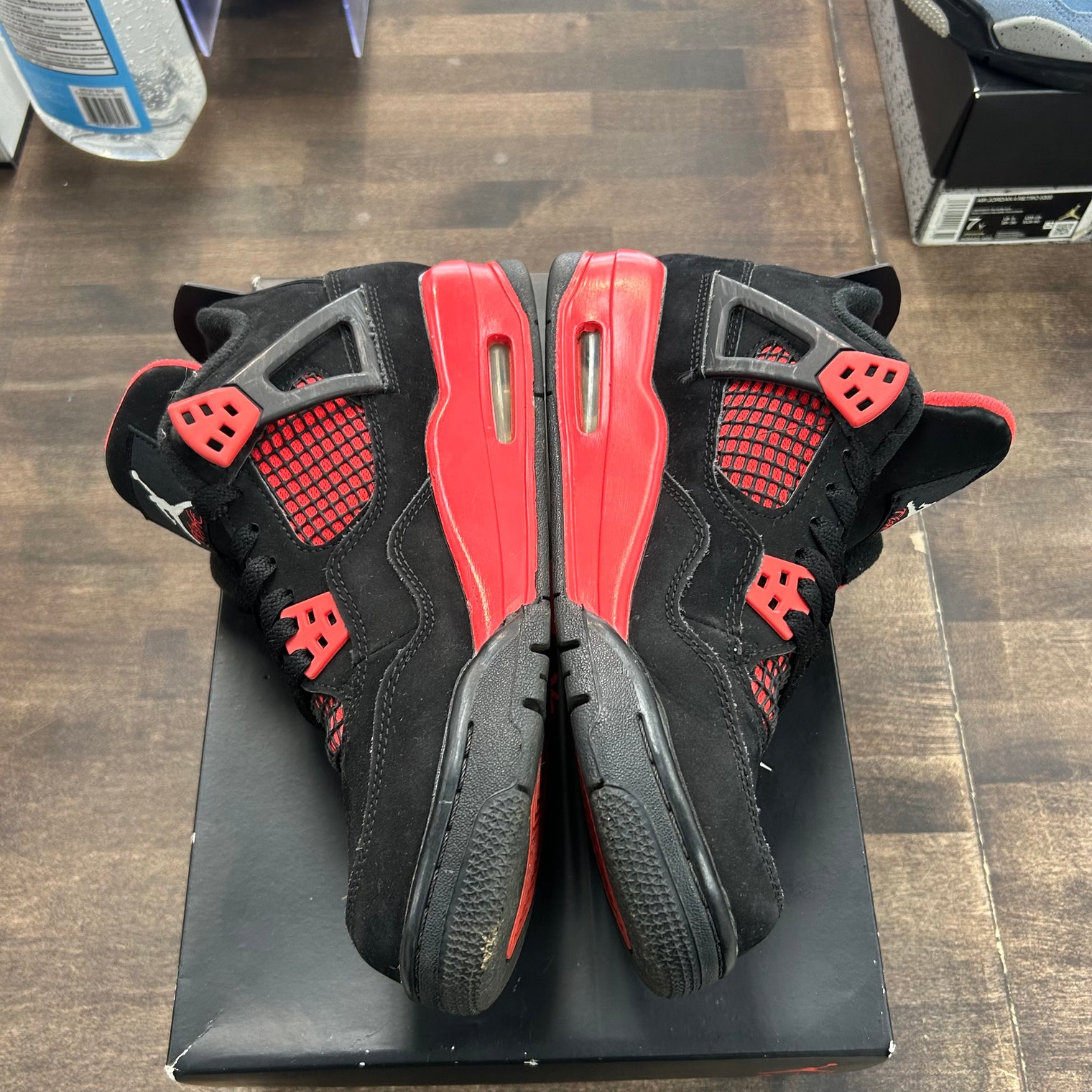 (GS) Red Thunder Jordan 4 (USED)