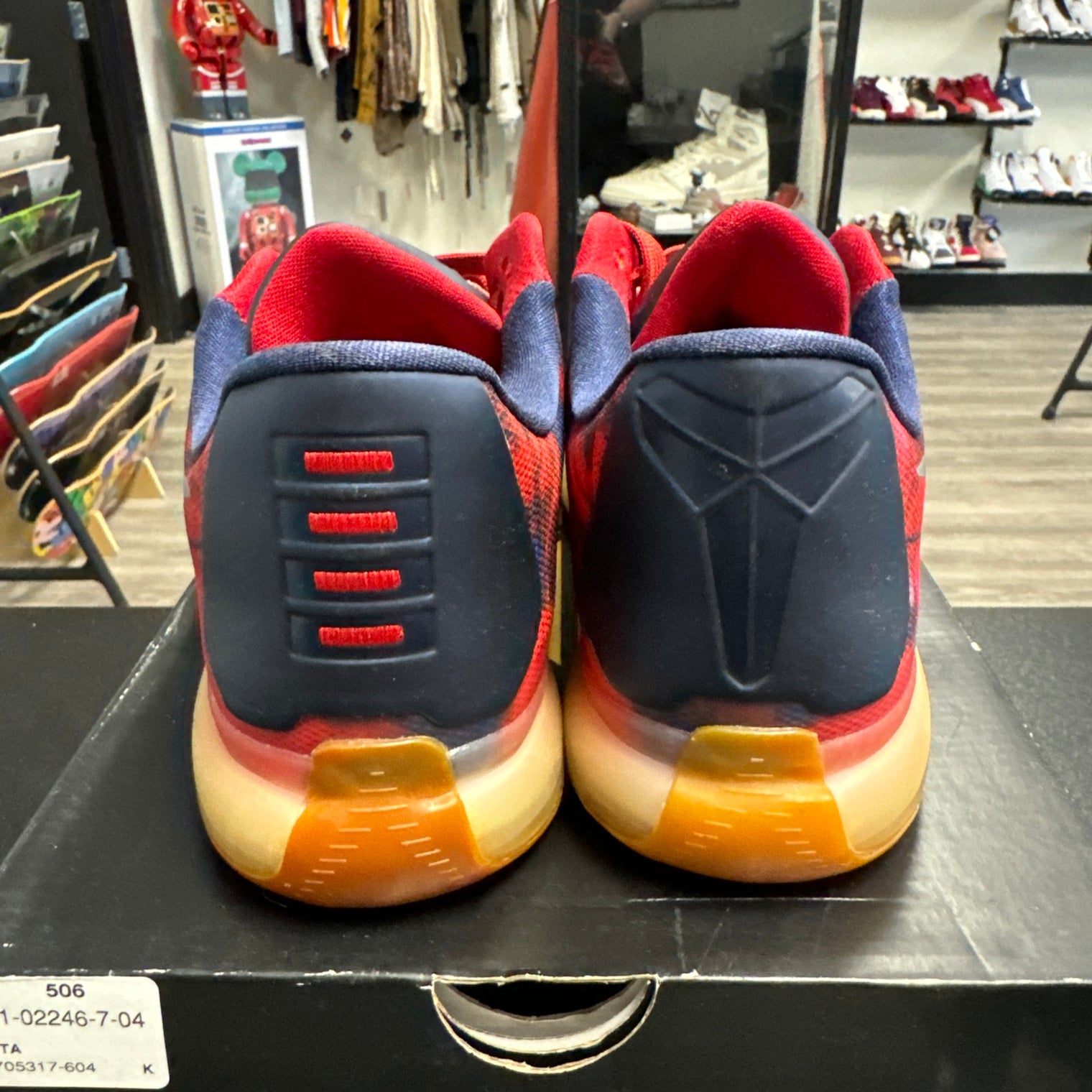 Kobe 10 Independence Day (USED)