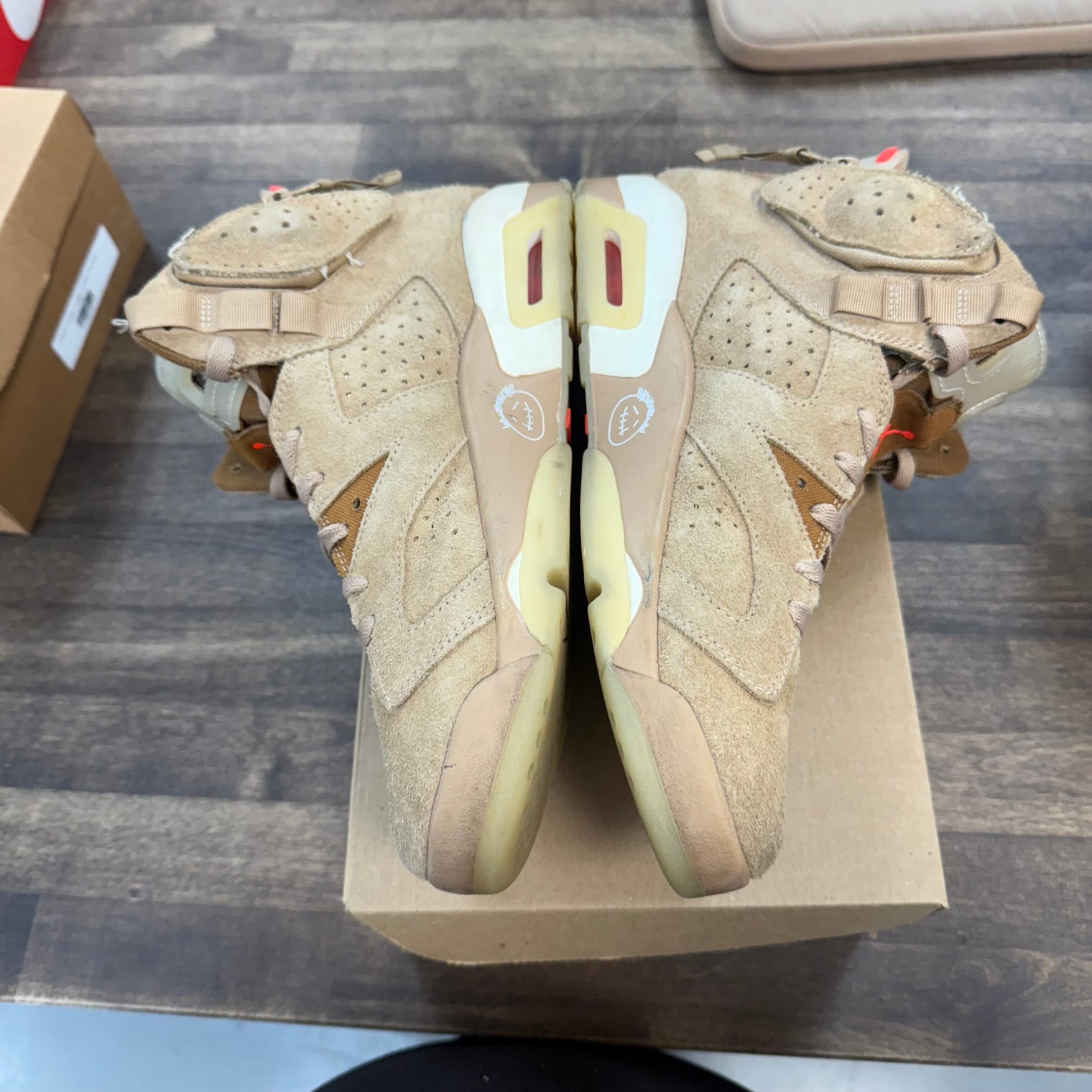 Travis Scott Khaki Jordan 6 Retro (USED,No Box)