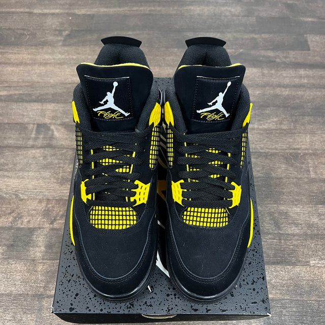 Yellow Thunder Jordan 4 (USED)