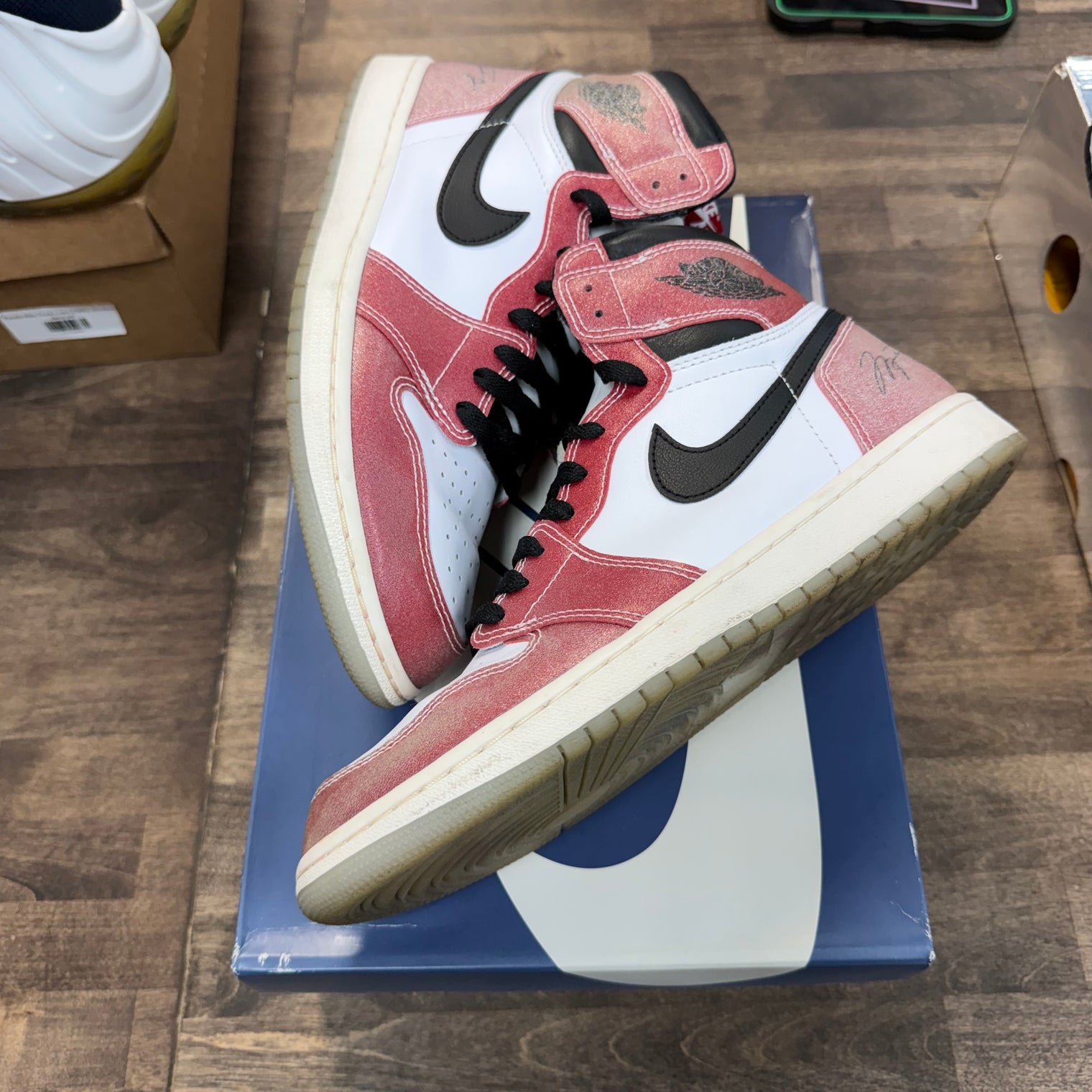 Trophy Room Jordan 1 Retro High (USED)