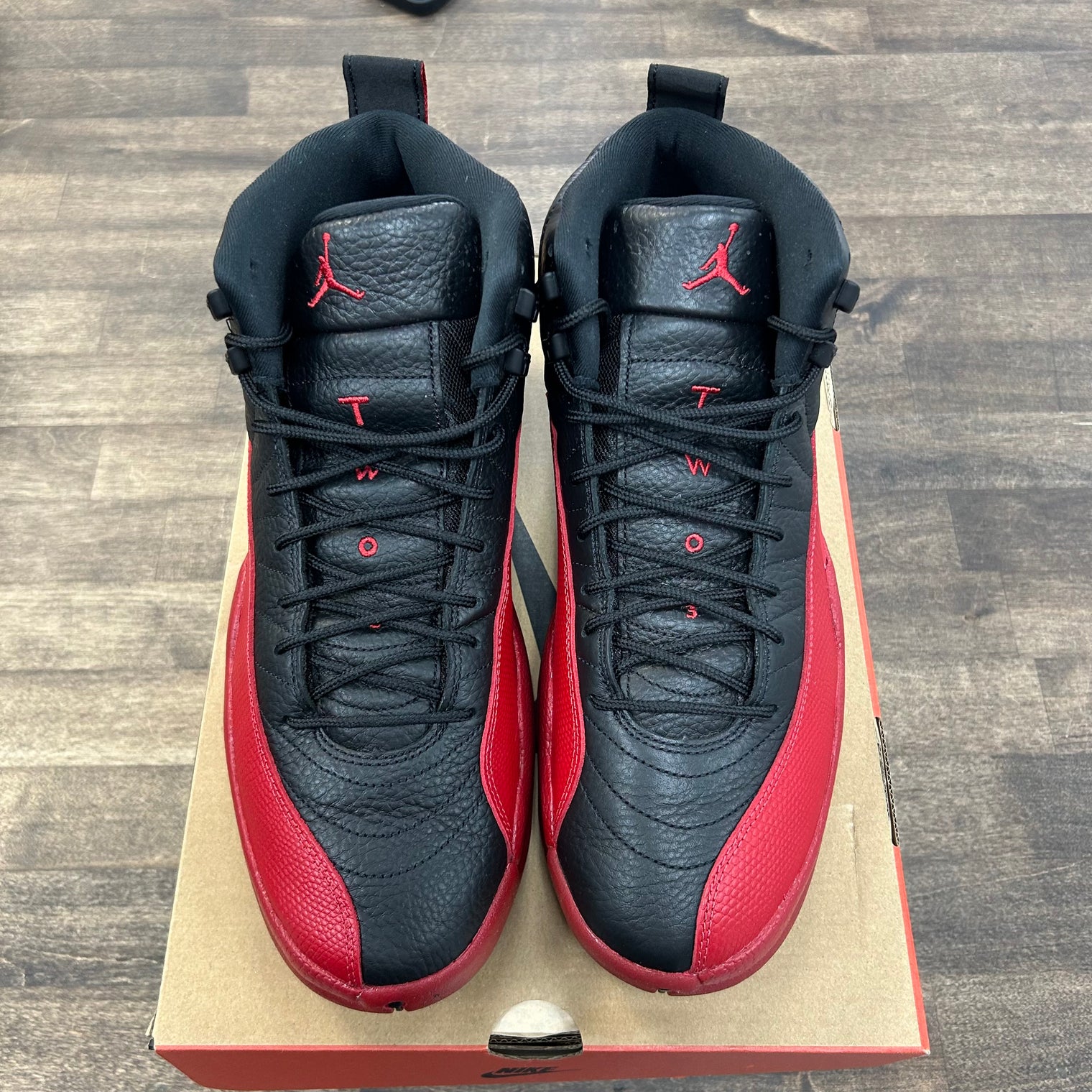 Flu Game Jordan 12 Retro (2025) (USED)