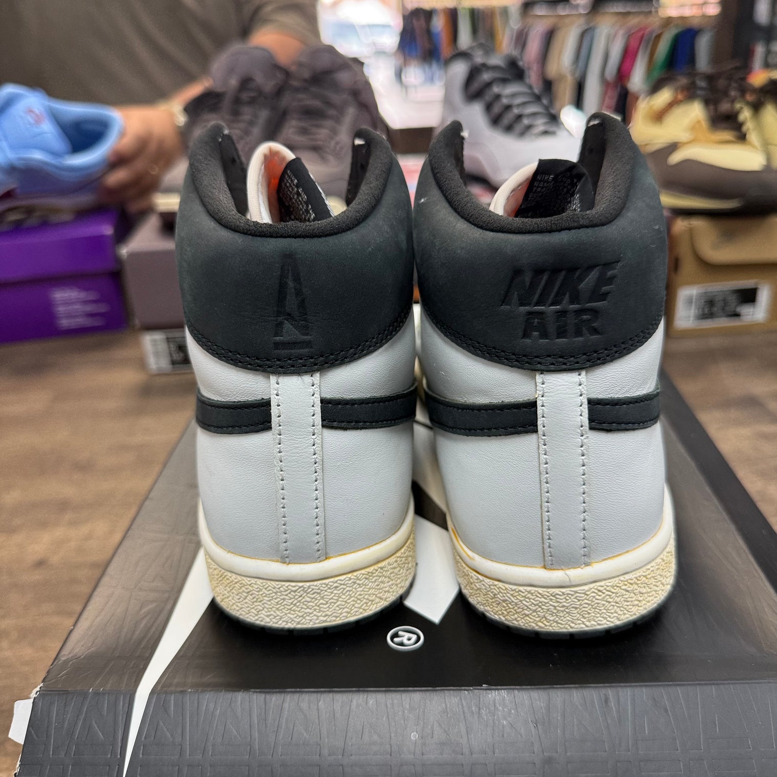 A Ma Maniere White Black Nike Jordan Air Ship PE SP (USED)