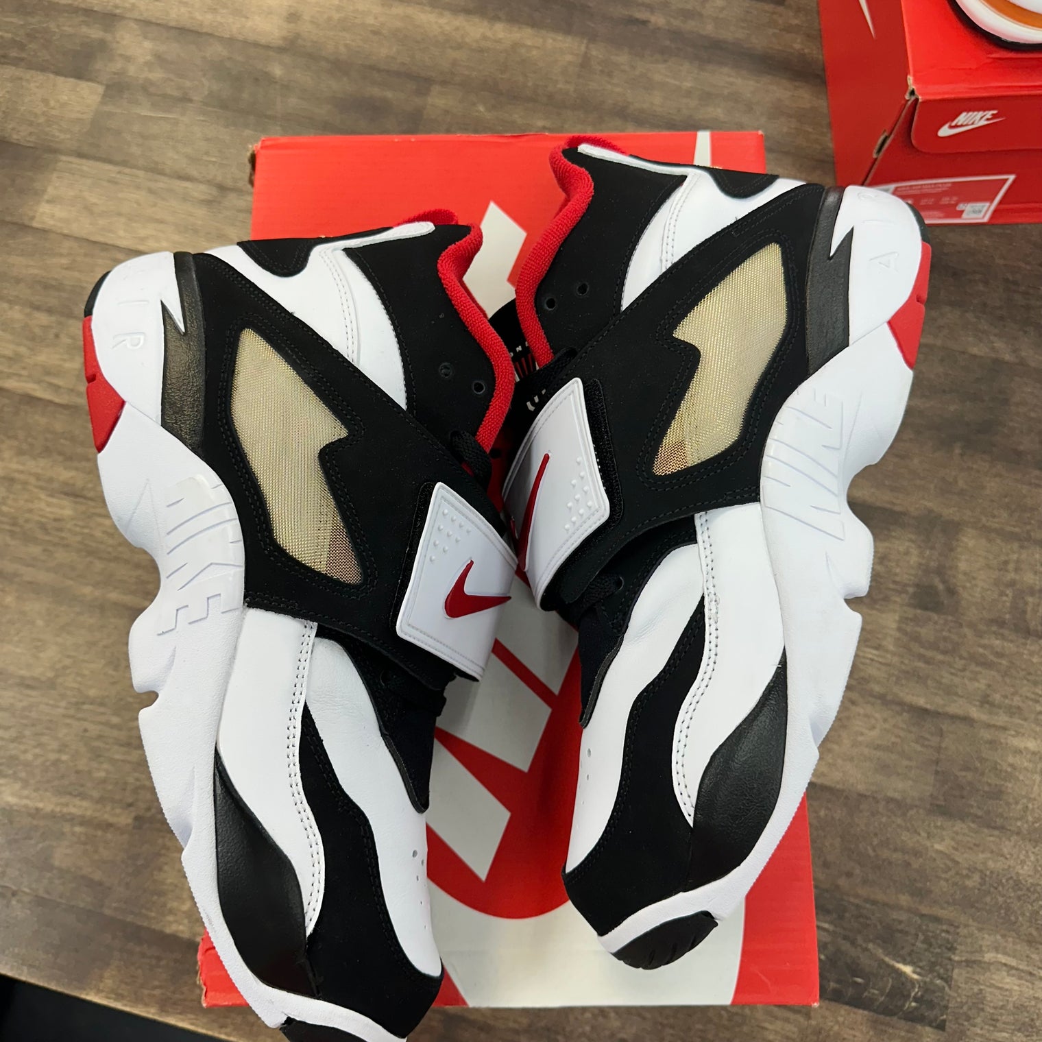 Nike Air Diamond Turf 49ers (2025) (Lightly Worn)