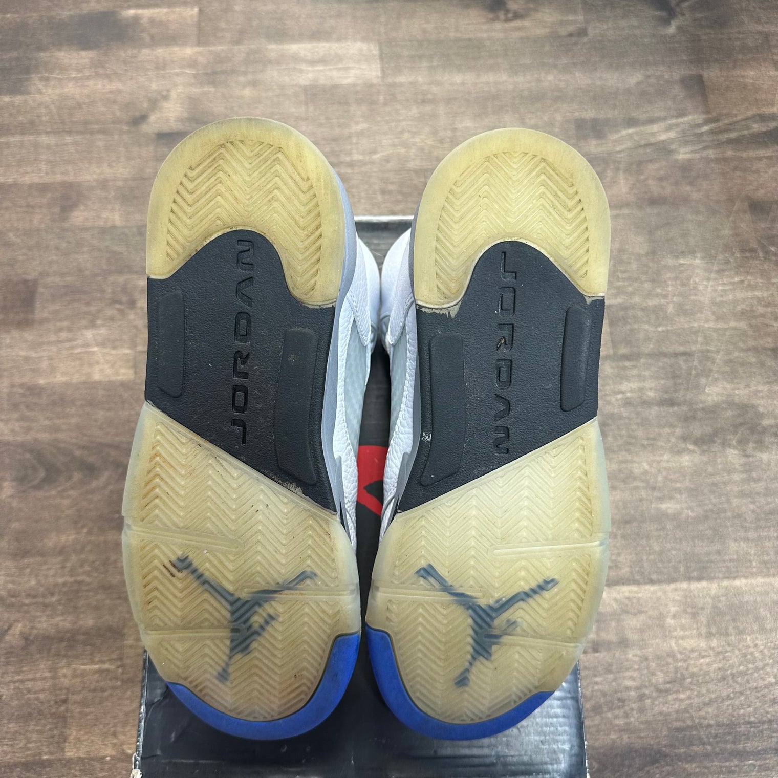 White Stealth Jordan 5 Retro (2021) (GS) (USED)